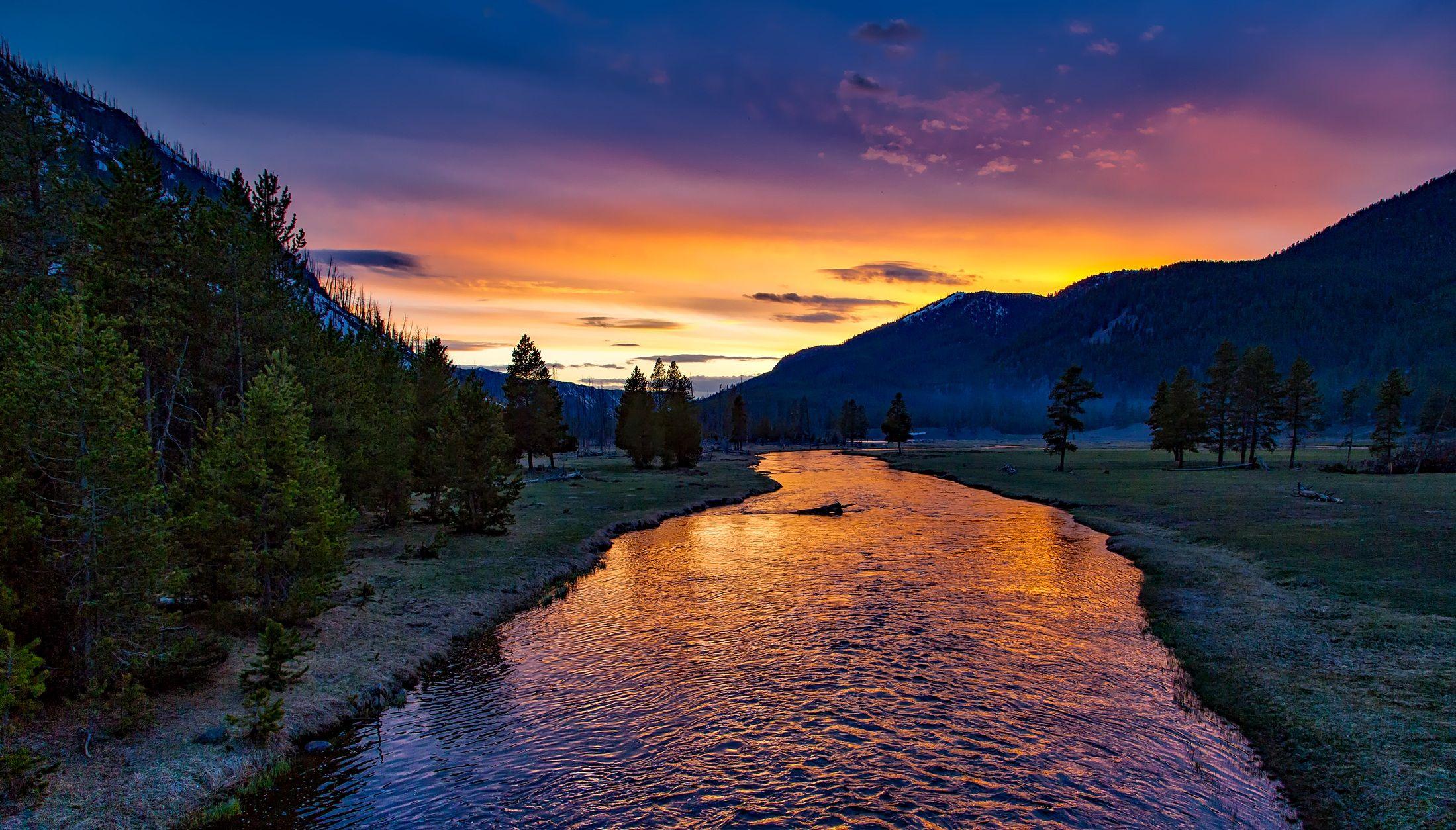 Dusk Desktop Wallpaper 2199x1254