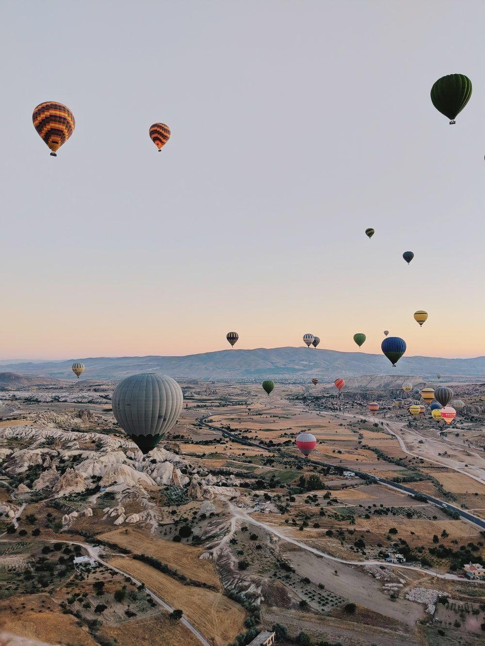 Hot Air Balloon Photo Wallpaper 1000x1333