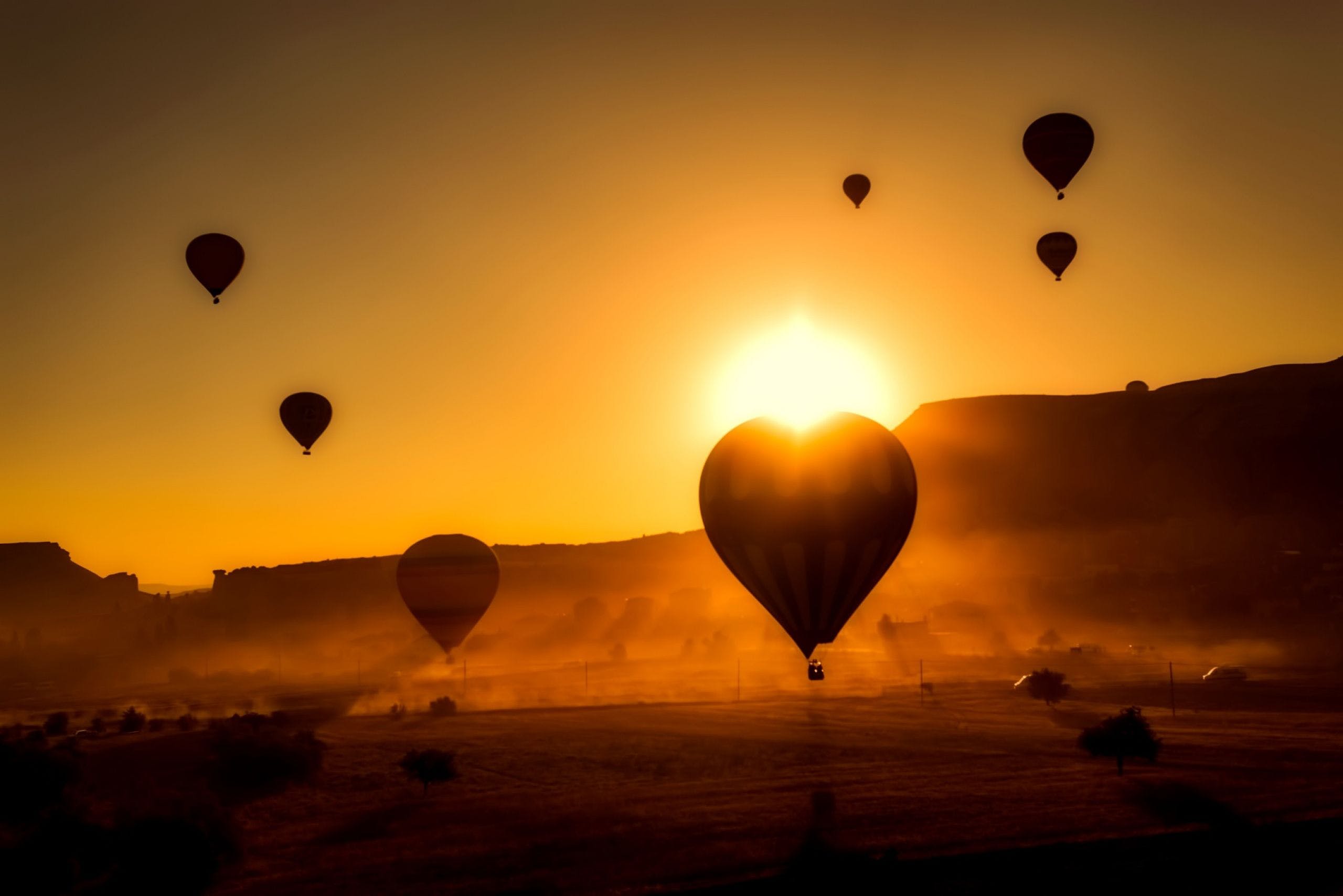 Hot Air Balloon Sunset Wallpaper 2560x1707