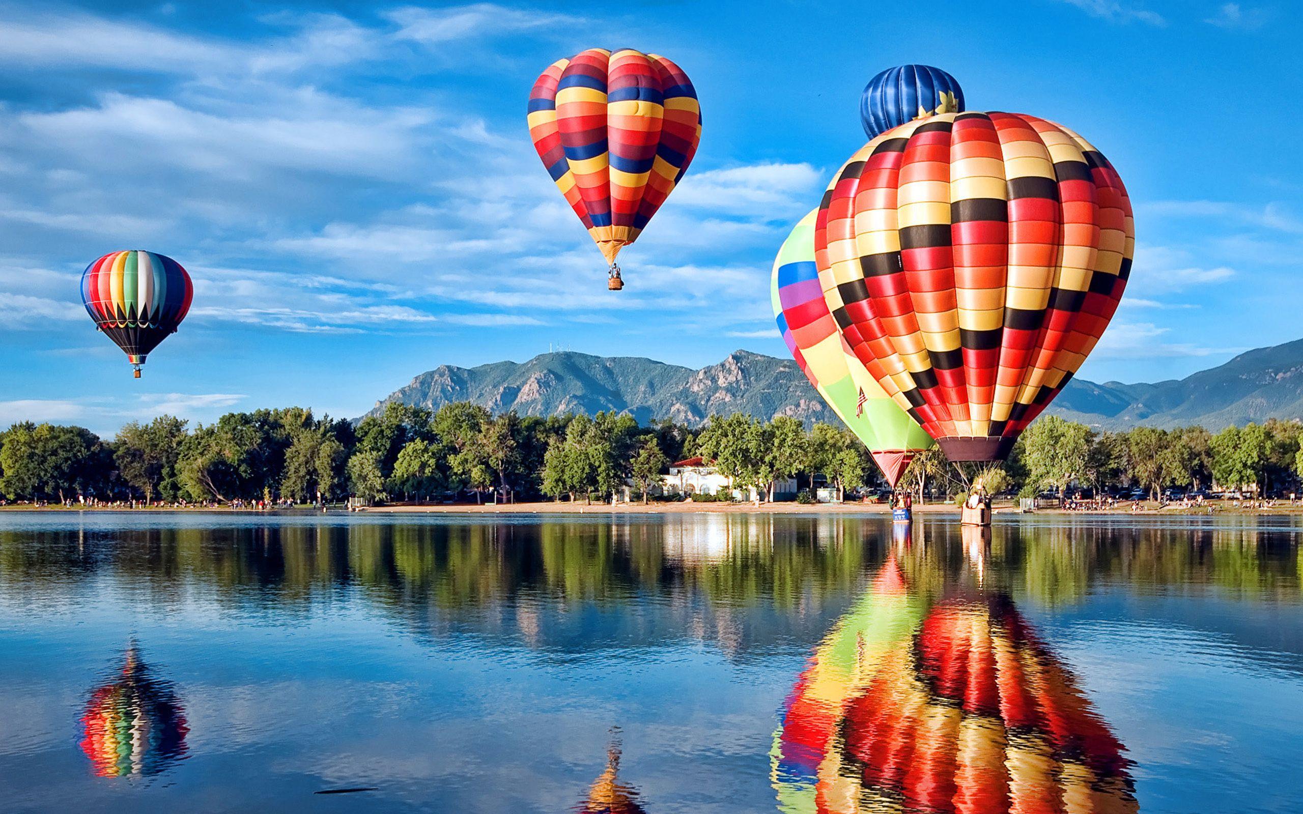 Hot Air Balloon Wallpaper Download 2560x1600