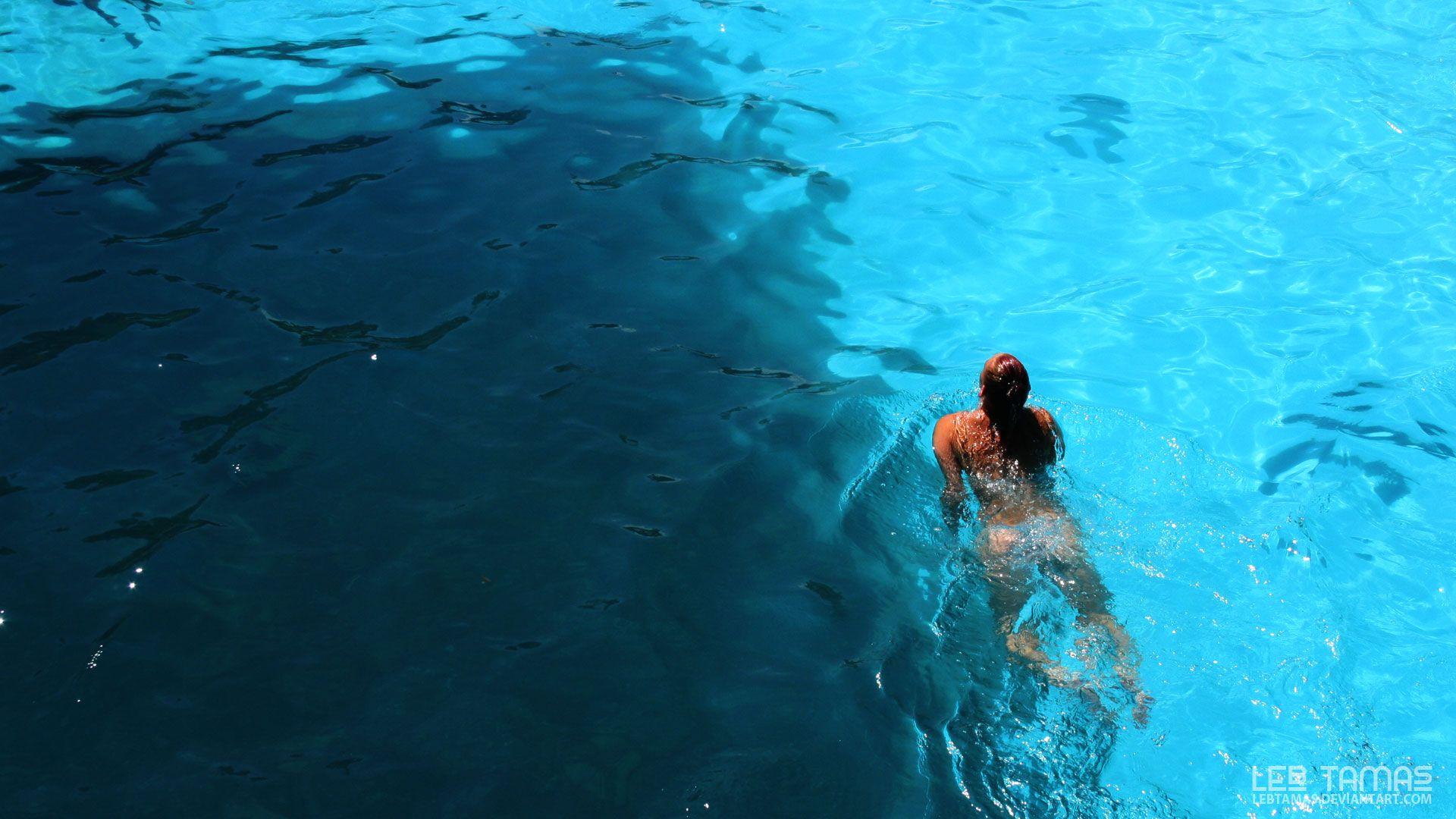 Cool Swimmer Wallpaper 1920x1080