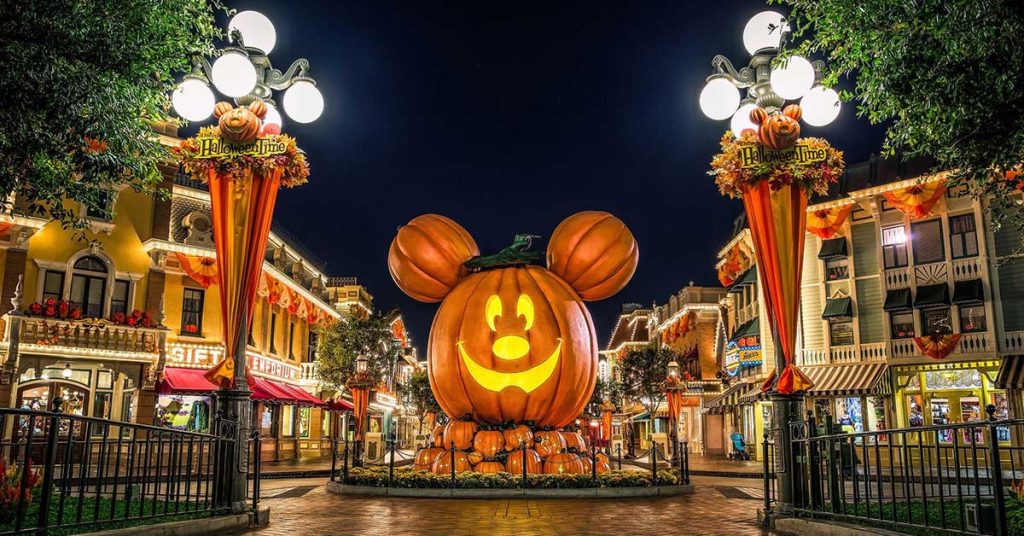 Disney Halloween iPhone Wallpapers